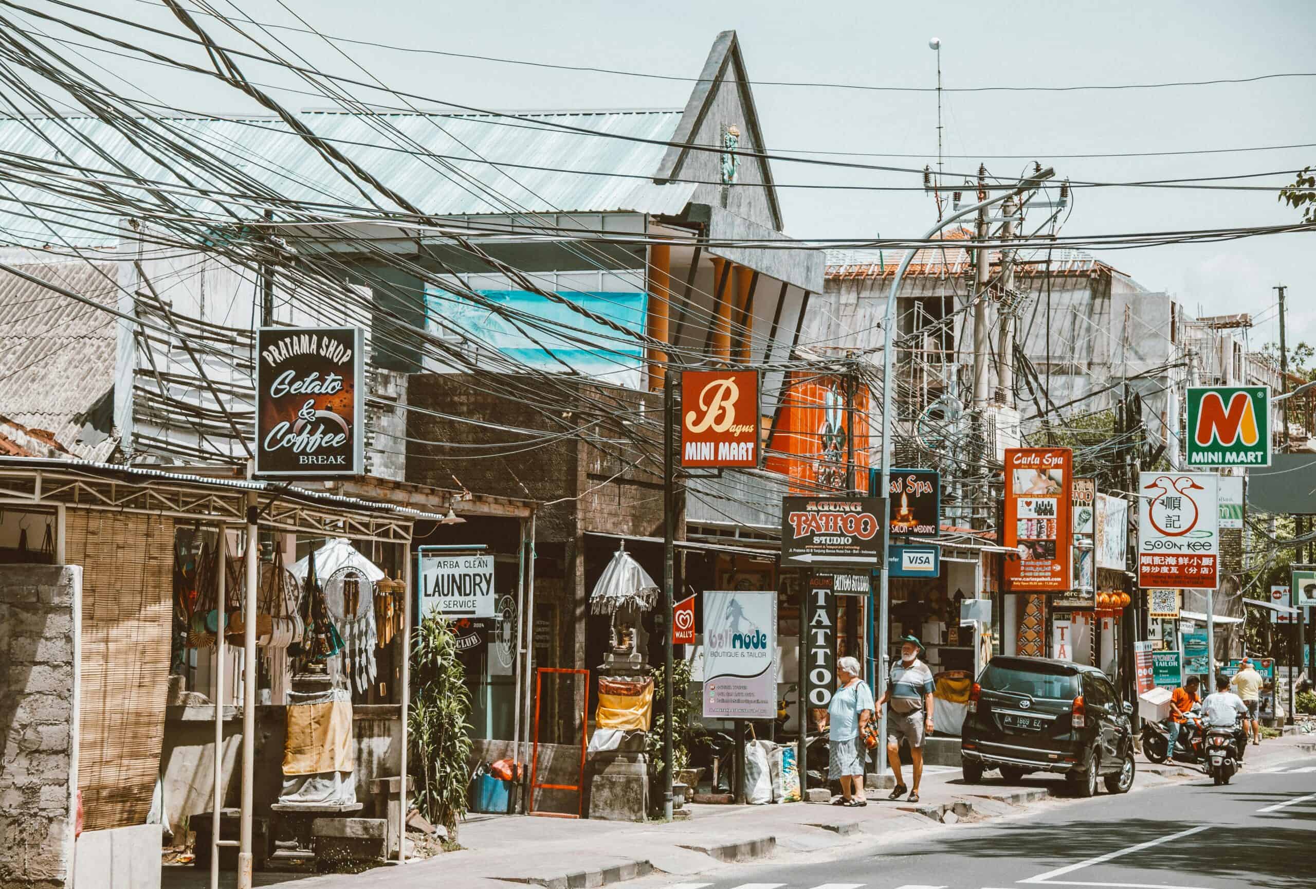 Eerste keer Bali: wat je moet weten (complete gids 2026) Canggu cafes surfen bali